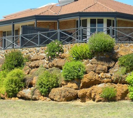 Albany Holiday House