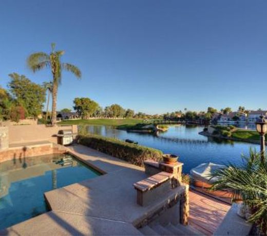 3245 S Laguna Dr, Chandler