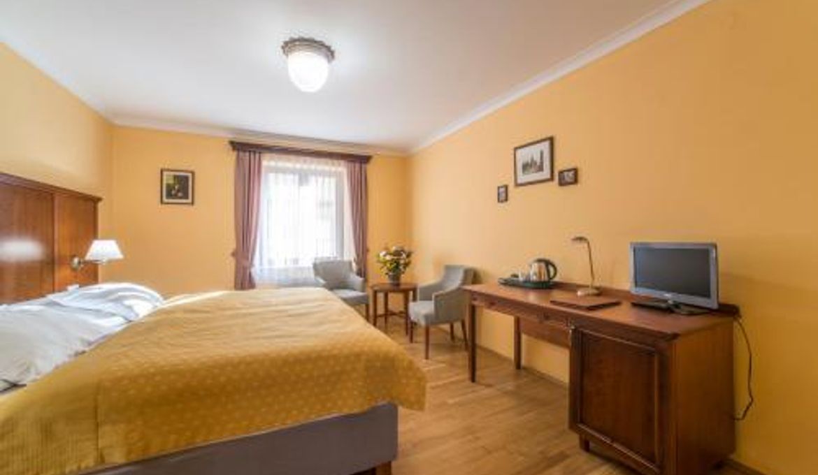 Hotel Cerny Slon