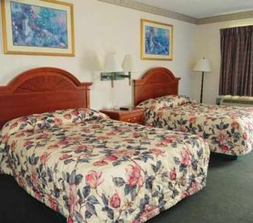 Traveler's Place Inn & Suites