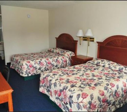 Traveler's Place Inn & Suites