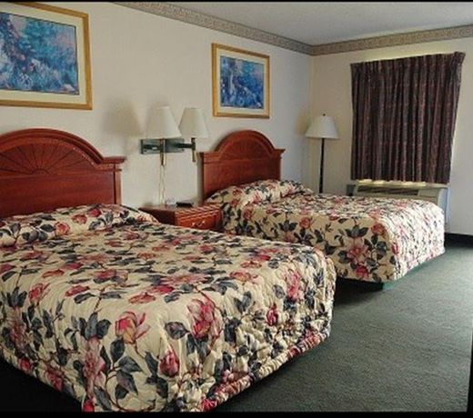 Traveler's Place Inn & Suites