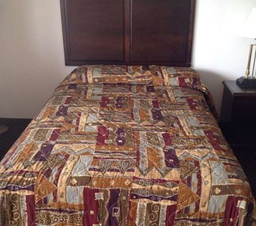 Country Hearth Inn V73045