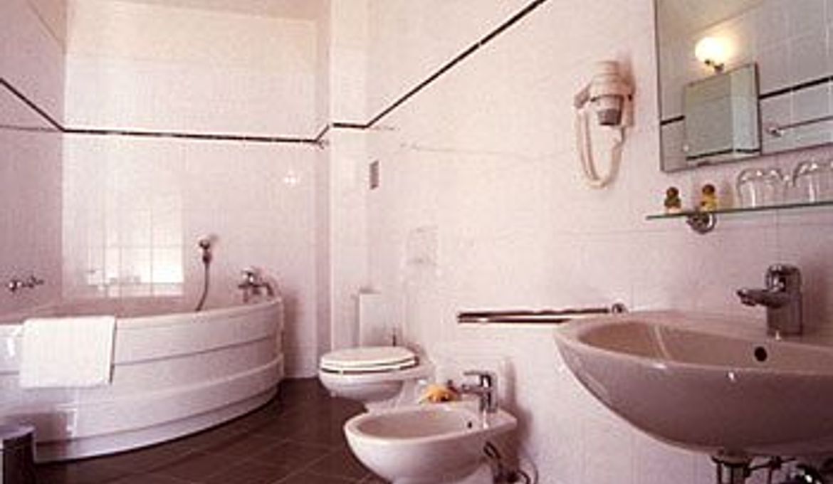 Domus Henrici Boutique Hotel