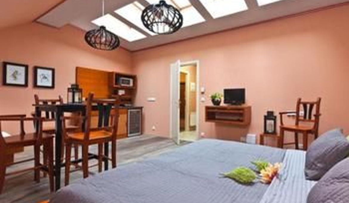 Oasis Prague Apartments