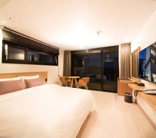 Pino Hotel