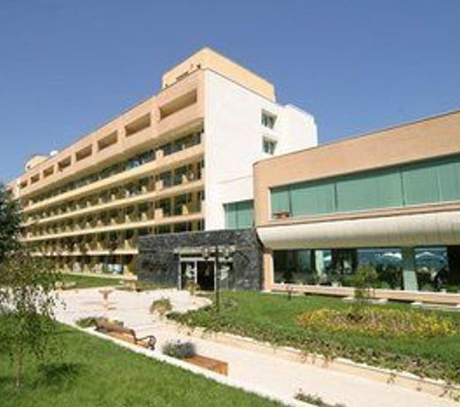 Marina Hotel, Sunny Day