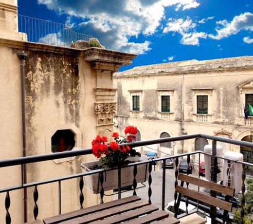 Maison Ortigia