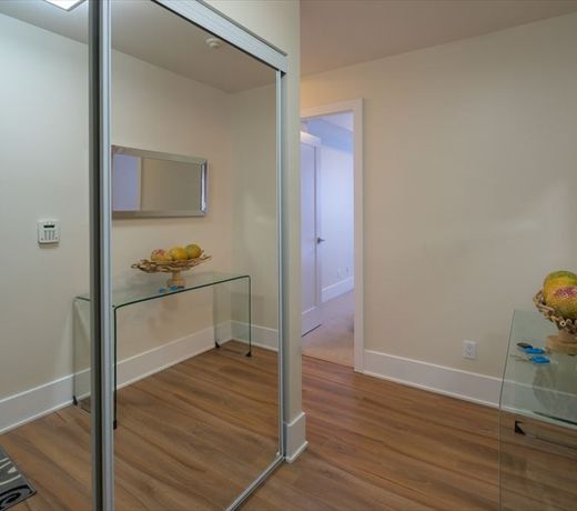 Applewood Suites - Executive 3 BDRM