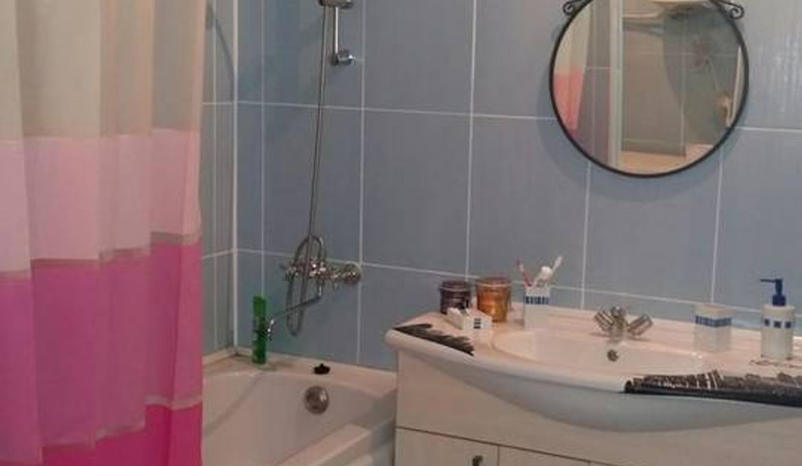 Комната в двухкомнатной квартире