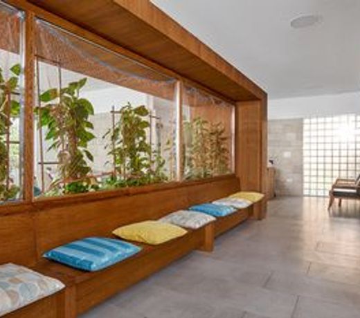 Hotel Eleven
