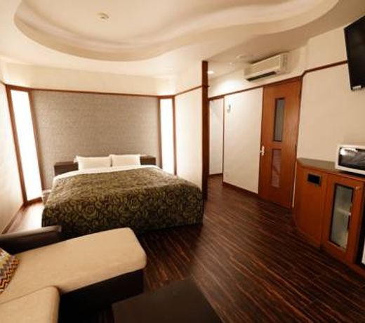 Ginowan Crystal Hotel
