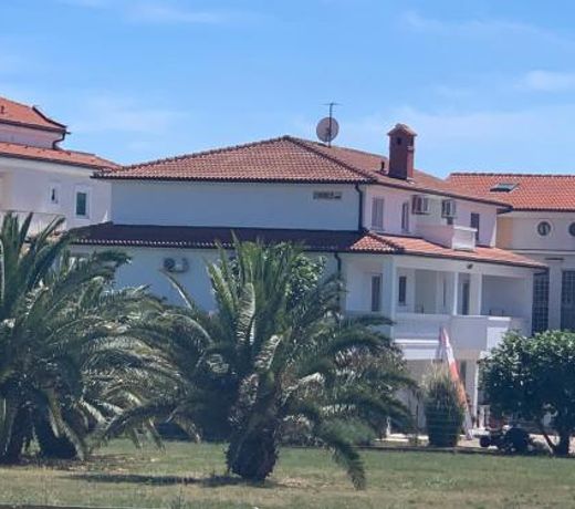 Villa Osipovica