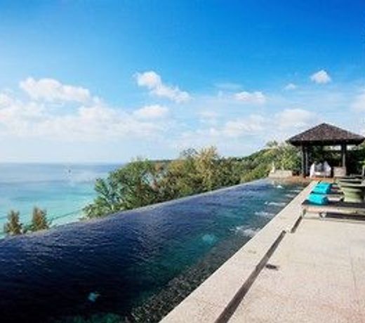 Thousand Waves Villa By Favstay