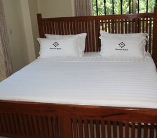 Merves Hotel