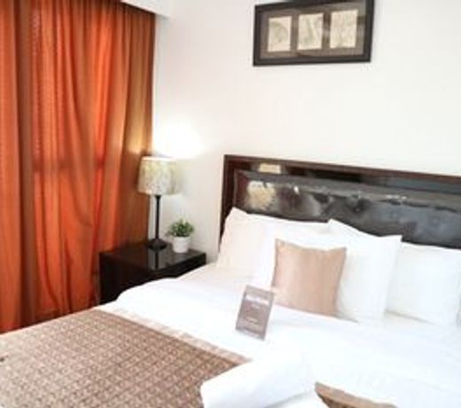 Sea Pearl Manila Suites