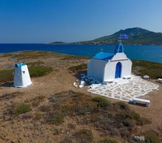 Pavlos Villa Near Athens Airport