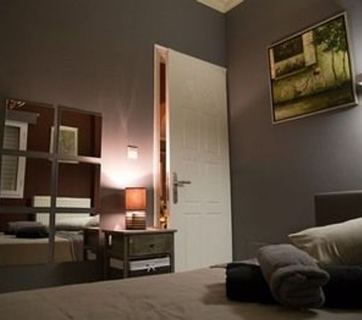 Pavlos Villa Near Athens Airport