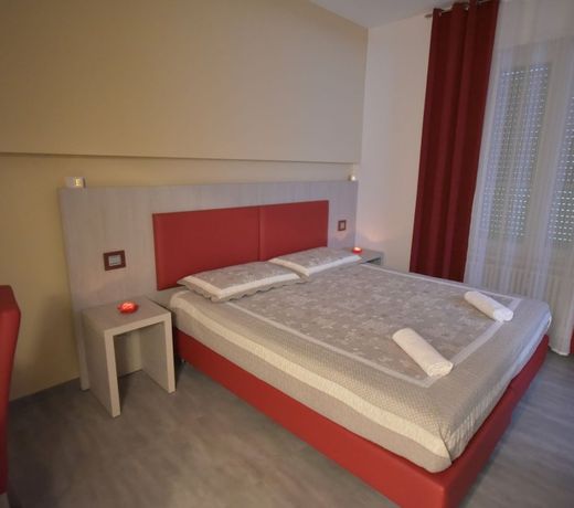 Eden Rooms