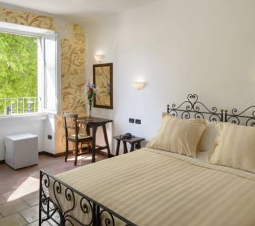 Hotel Porta Marmorea