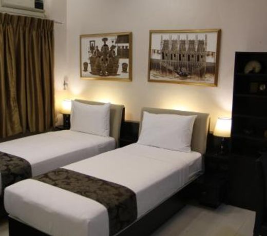 New Manila Suites