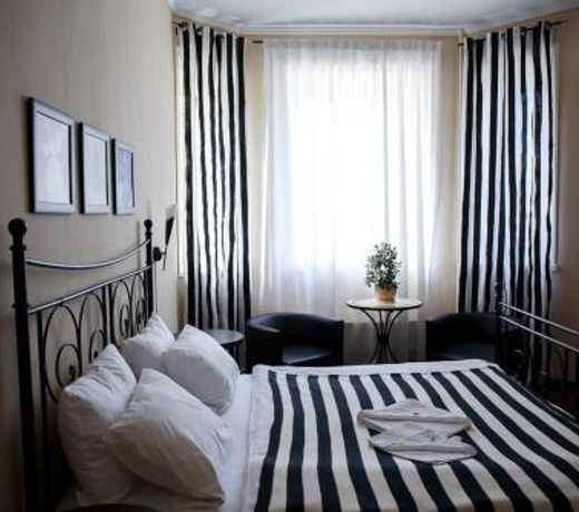 Hotel Vinoghrad