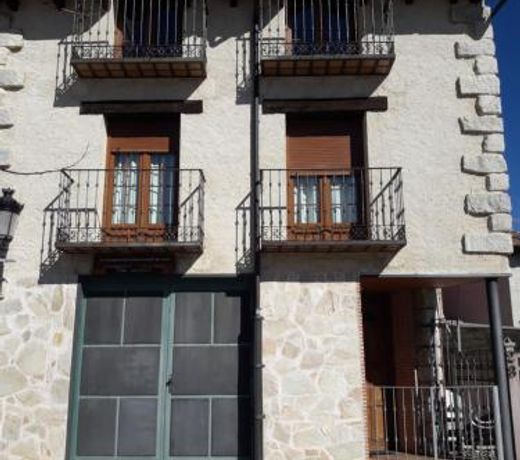 PLAZA DE LA VILLA 24