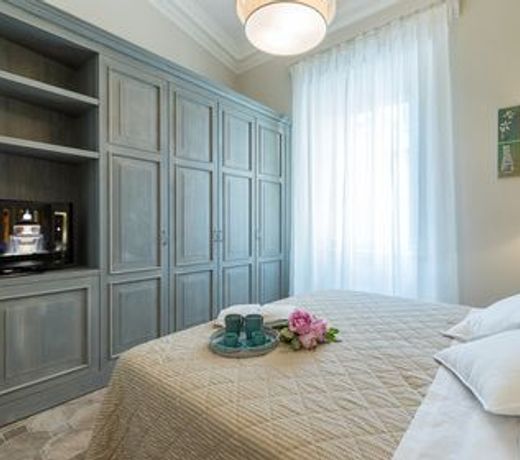 Altarocca Embassy Rome