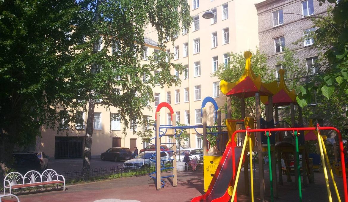 Petrogradskaya Apartments