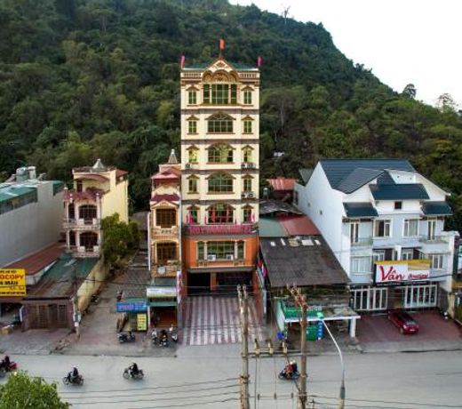 Huy Hoan Hotel
