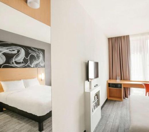 ibis Moscow Oktyabrskoye Pole