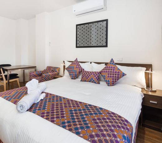 City Edge Dandenong Apartment Hotel