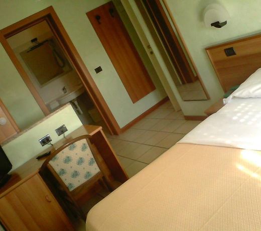 Hotel Sanvitale