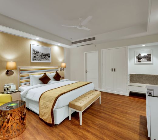 Amanora The Fern Hotels & Club