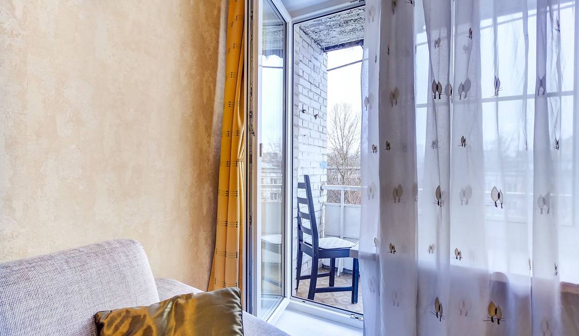 Apartment Lensoveta 64