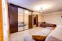 Apartment Lensoveta 64