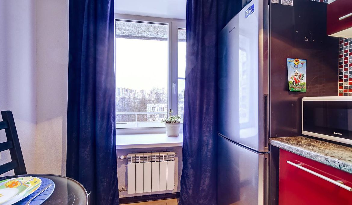 Apartment Lensoveta 64