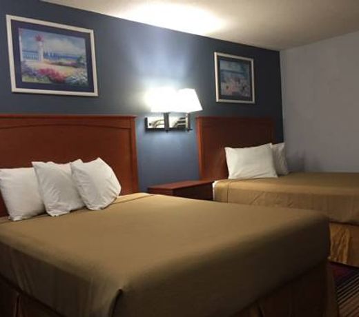 Travelodge by Wyndham Spirit Lake/Okoboji