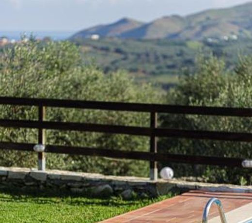 Dimokritos Villas, a homestay experience, By ThinkVilla