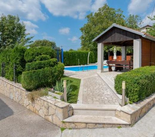 Villa Semy