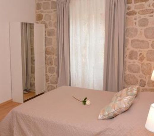 Rilati Old town Palace 2