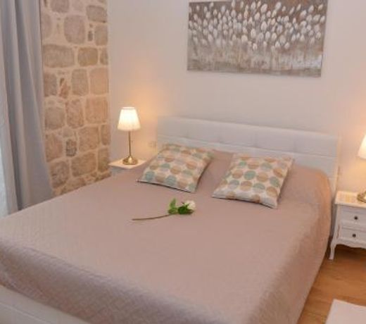 Rilati Old town Palace 2