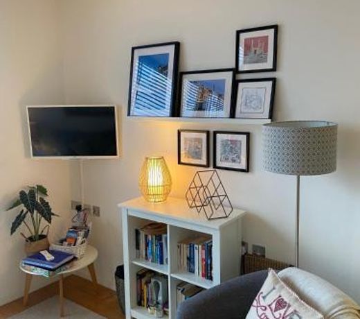 The Maltings Tower Bridge Apartment