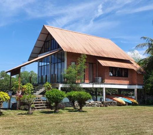 Homestay ALA Riverview Lodge Kota Bharu