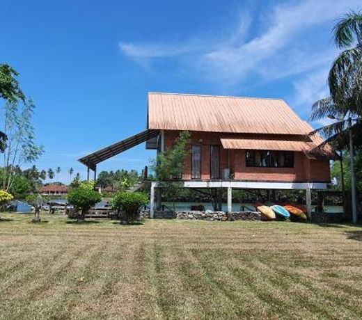 Homestay ALA Riverview Lodge Kota Bharu