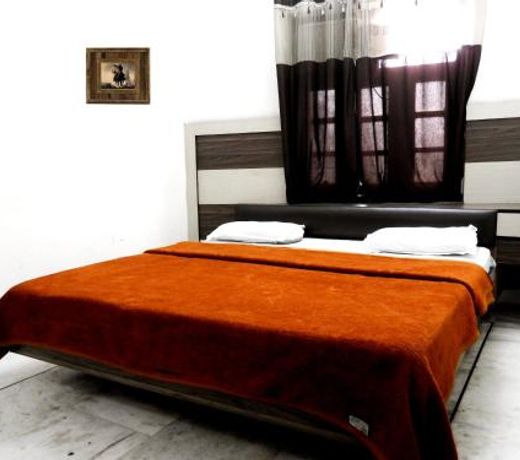 Time Square Guest House