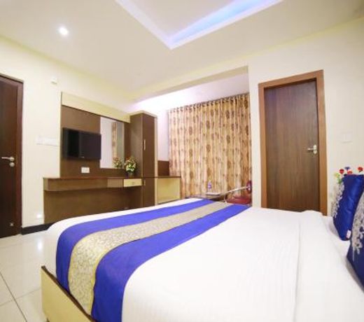 OYO 8588 Rainbow Inn