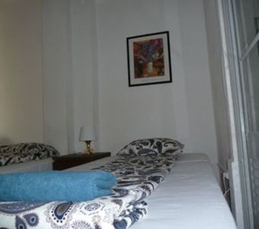 Midtown Guest House