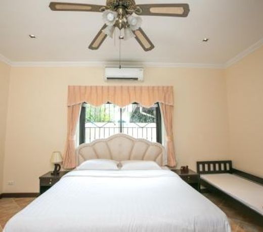 Royal Pool Villa Pattaya