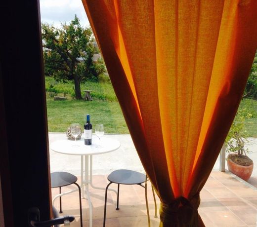 Bed & Wine Rocco Zambri